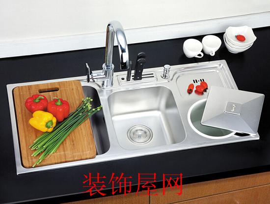 如何挑选厨房水龙头 及要注意的事项 如何挑选厨房水龙头 及要注意的事项